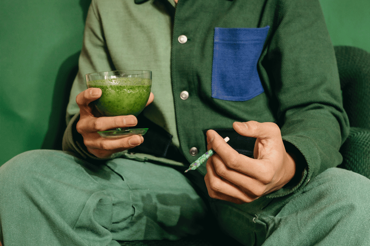 Exotischer CBD-Genuss: Unser CBD-infundierter grüner Ananas-Smoothie ...