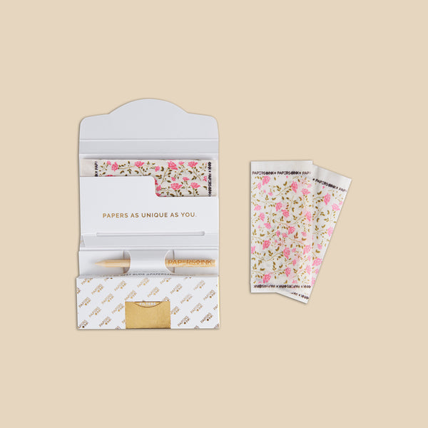 Farblich bedruckte Rolling Papers mit Rosen Aufdruck, biologisch und ungebleicht. (Bild:Auriey)
